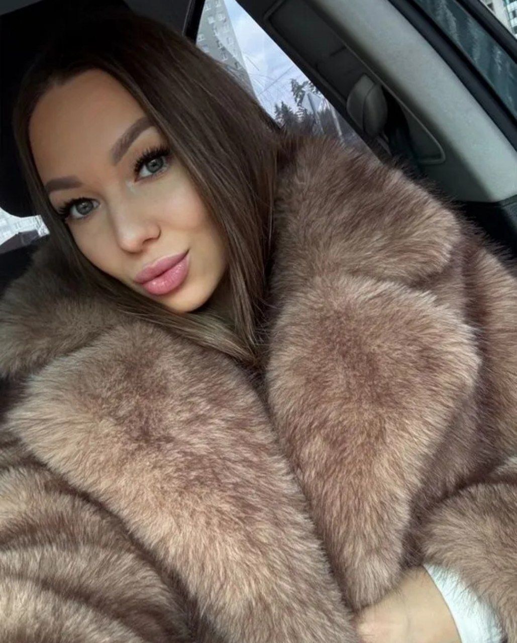 женская куртка из искусственного меха,куртка из искусственного меха,шубка,женская шуба,шуба искусственная