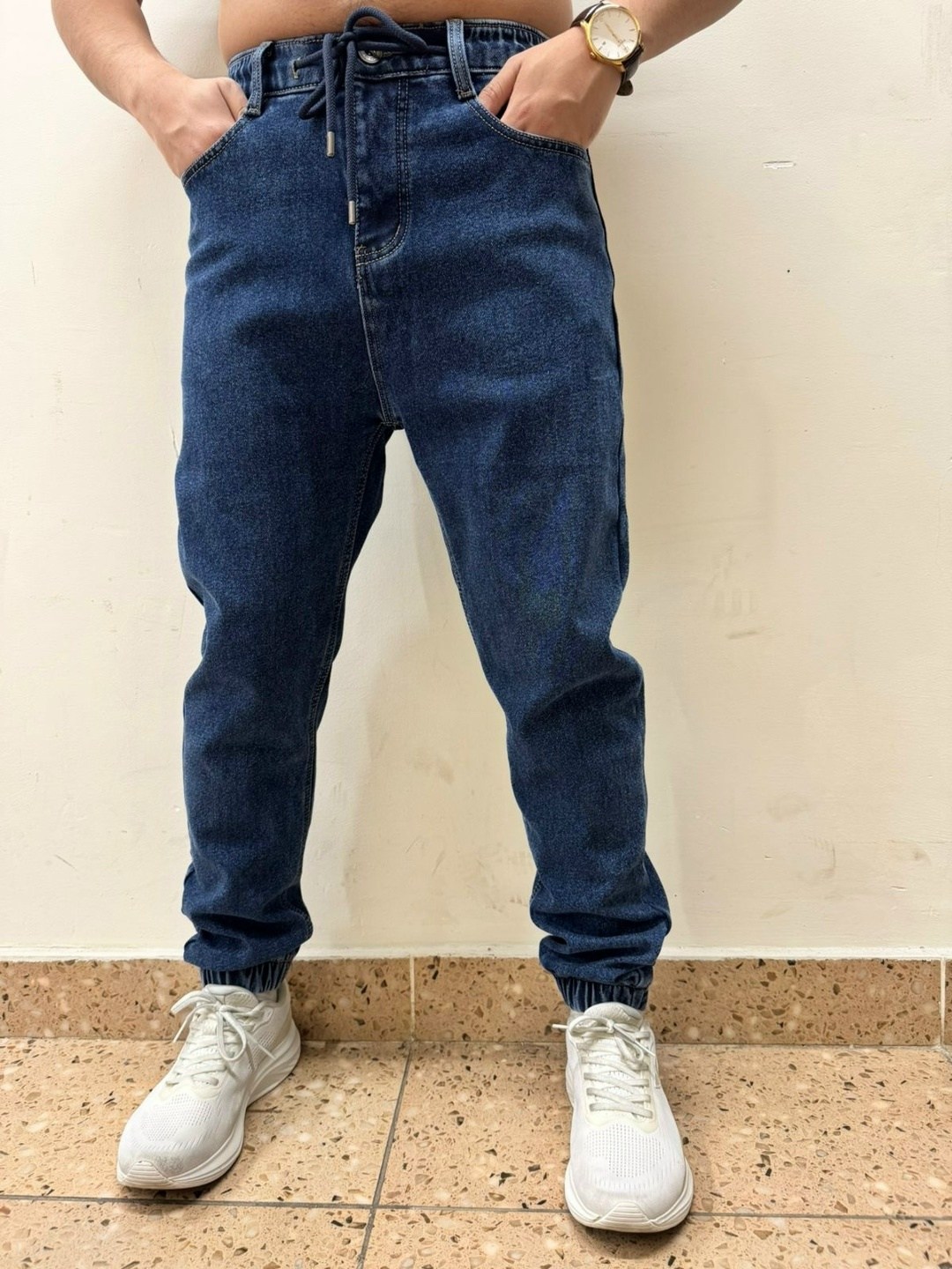 мужские джинсы,джоггеры джинсовые,джоггеры джинсы,мужские джинсы бананы,брюки джинсы