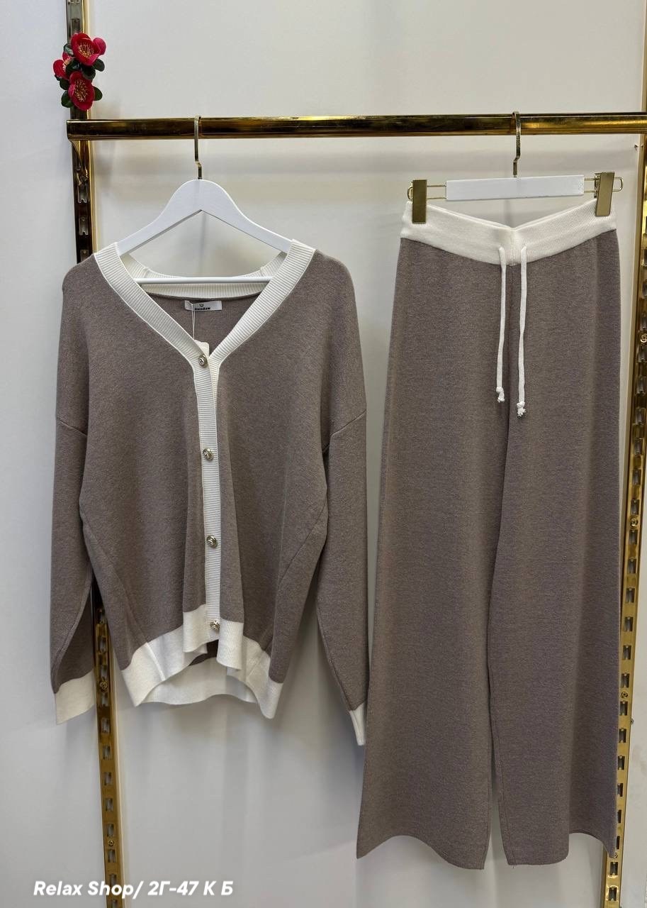 костюмы брючные,трикотажные костюмы,вязаные костюмы,женские костюмы,комплект костюм