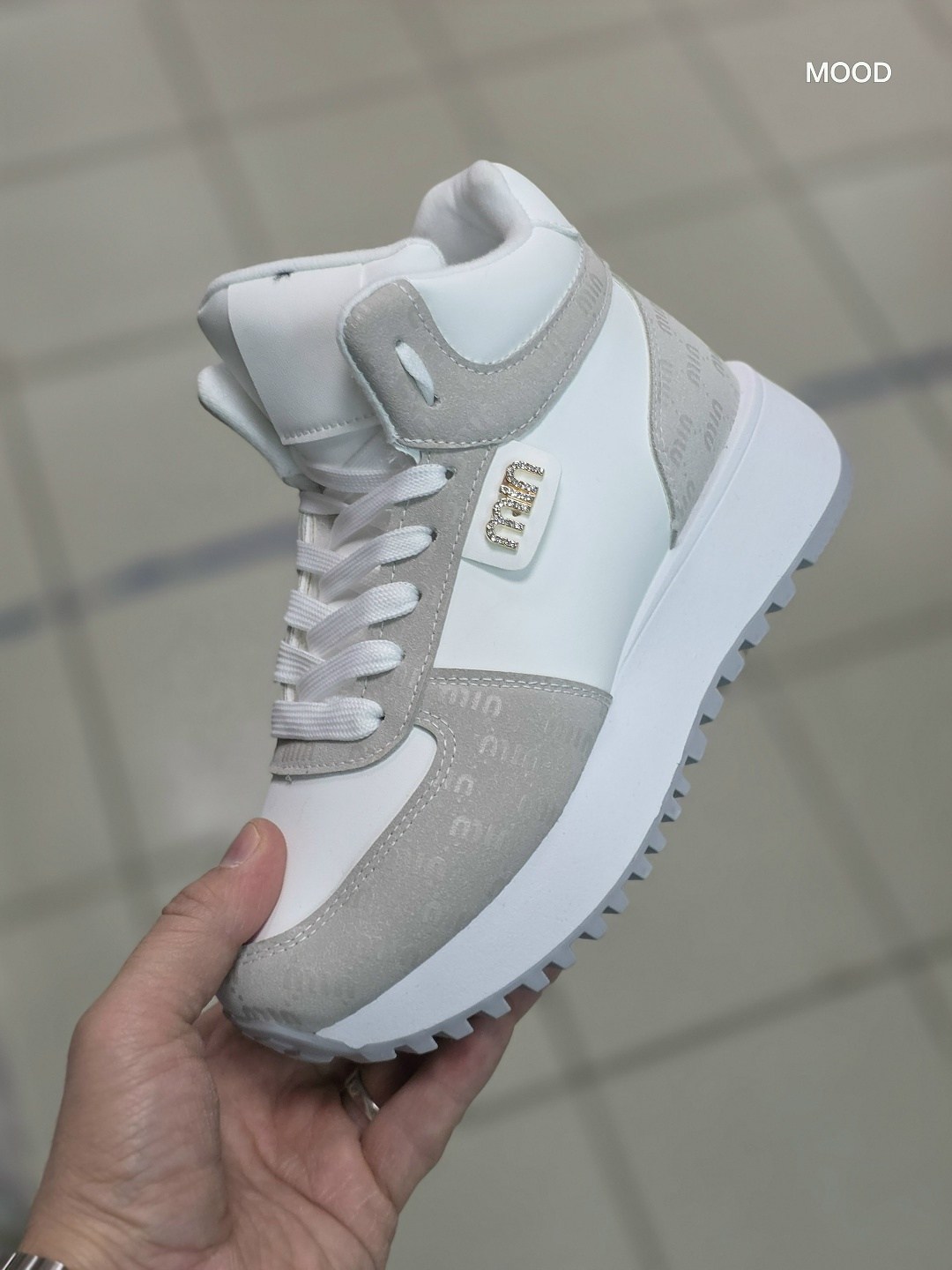 ,кроссовки женскиe,женские кроссовки зимние,зимние кроссовки,кроссовки для женщин