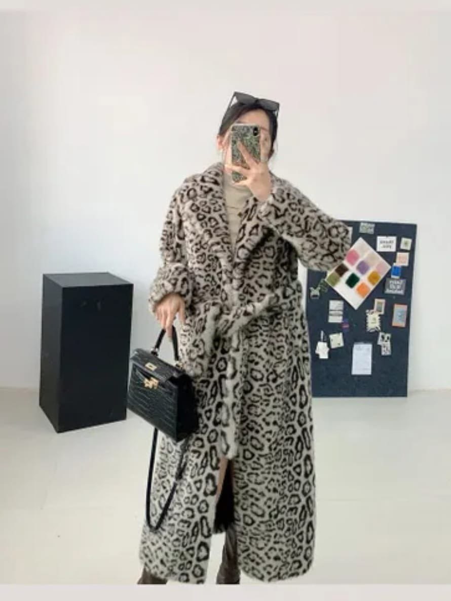 louis vuitton monogram,плед со звездами,плед луи виттон,меховое пальто,луи виттон флисовый плед