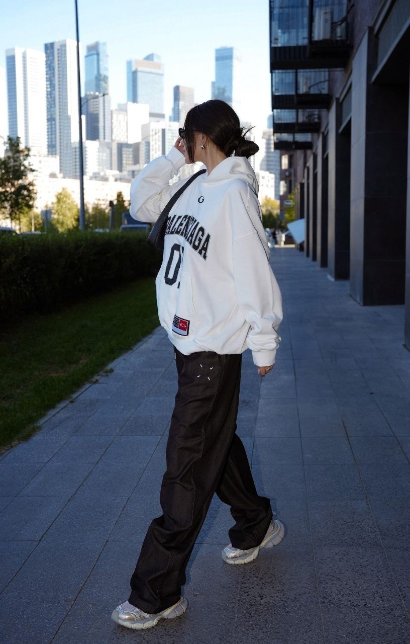 худи balenciaga,толстовка баленсиага,худи баленсиага,лонгслив balenciaga,толстовка balenciaga