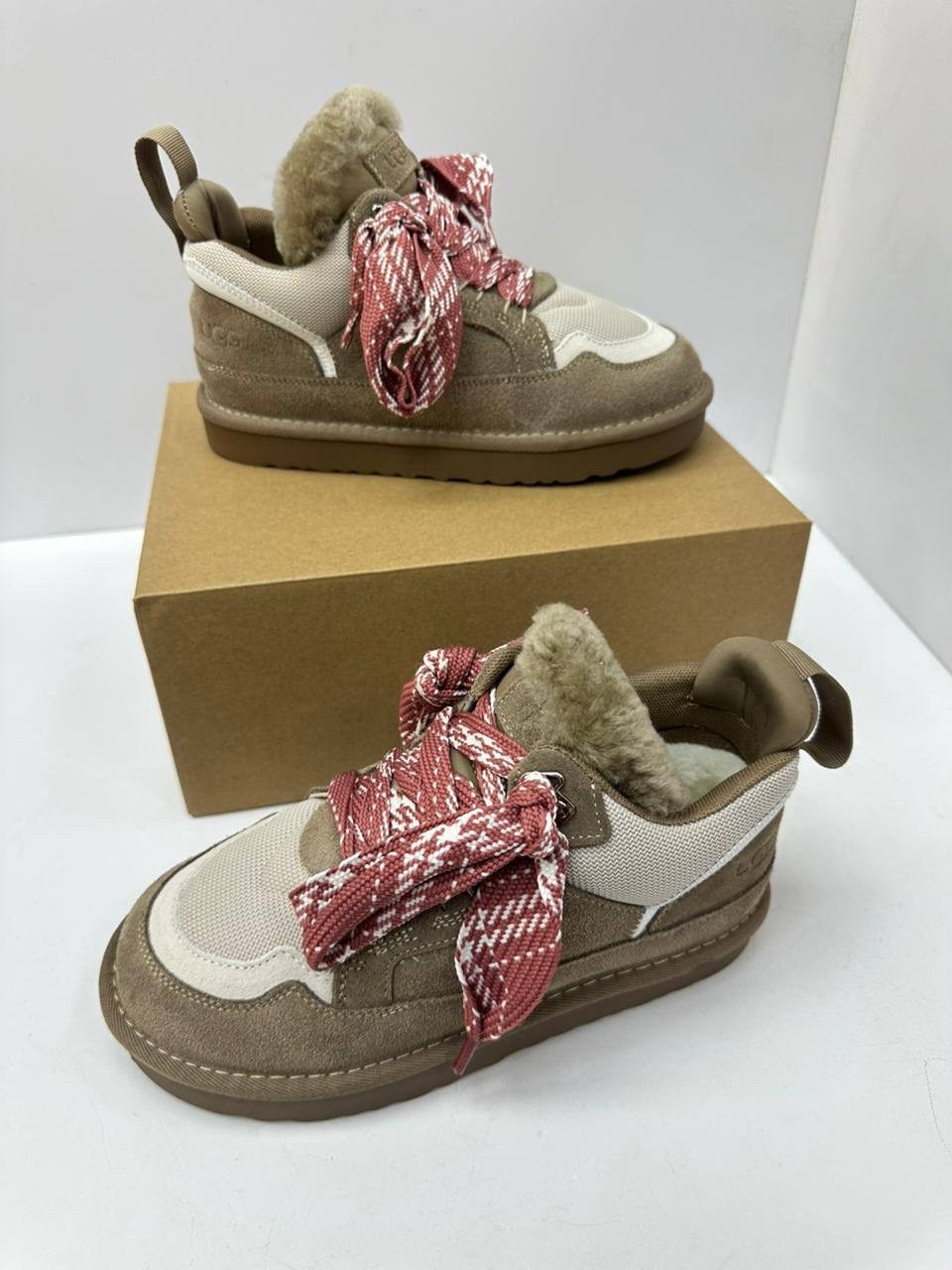 , женская,зимняя  женская,зимняя ,кроссовки ugg