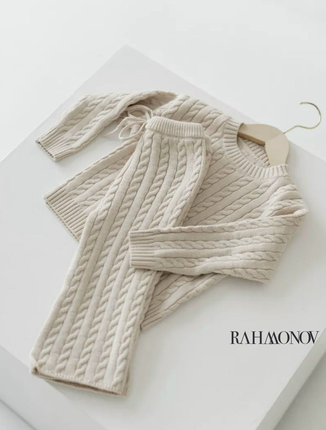 вязаные свитера,вязаные костюмы,комплект из свитера,вязаный свитер детский,теплый вязаный свитер