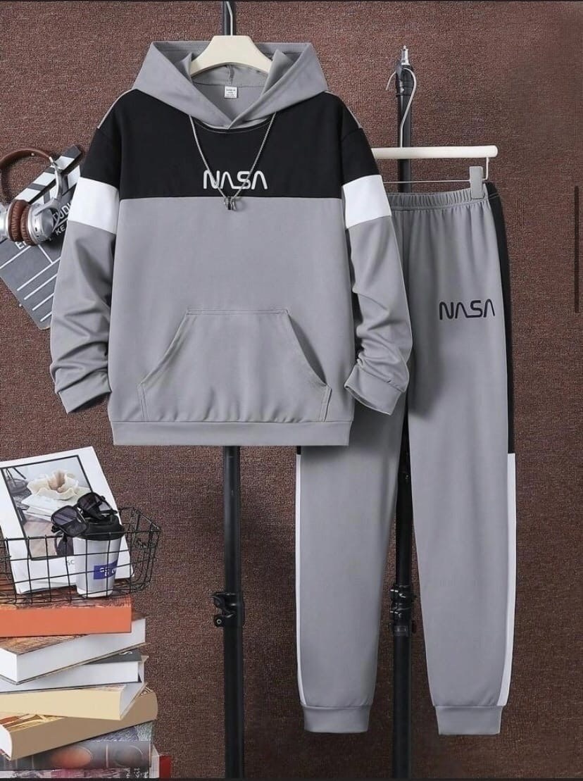 спортивные костюм,модная толстовка,комплекты,одежда для мальчика,стильная одежда для мальчиков