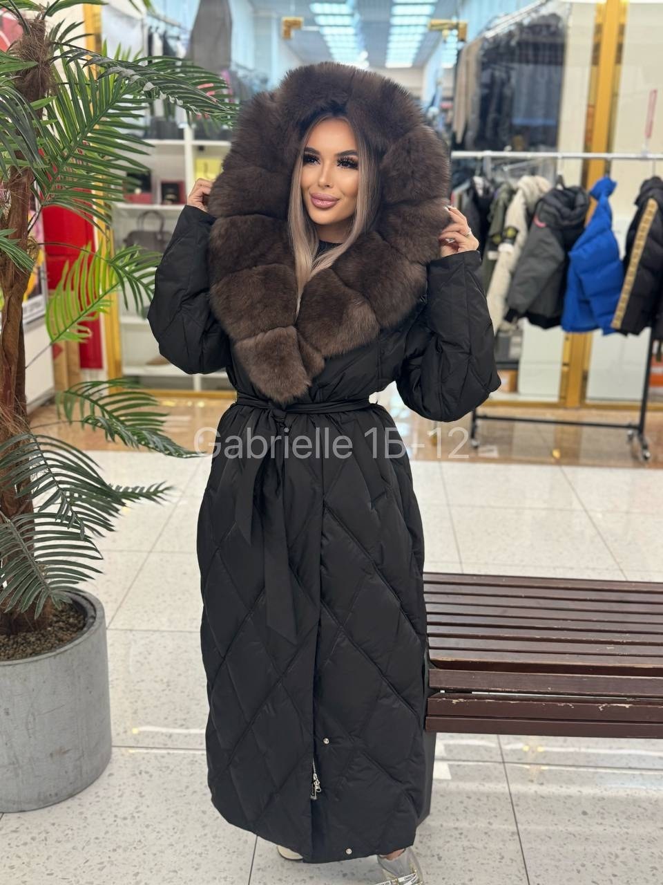 пуховики с мехом,пуховики с натуральным мехом,пуховики женские,пуховик с соболем,пуховик
