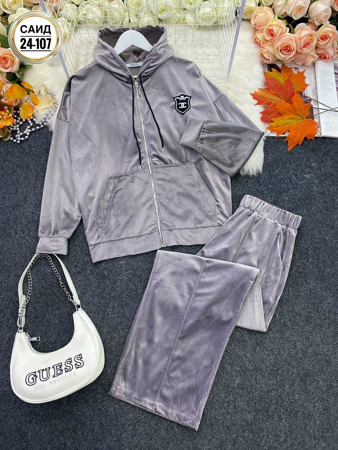 женские спортивные костюмы больших размеров,спортивные женские костюмы,женские костюмы больших размеров,на полных велюровый спортивный костюм,костюм из велюра женский деловой