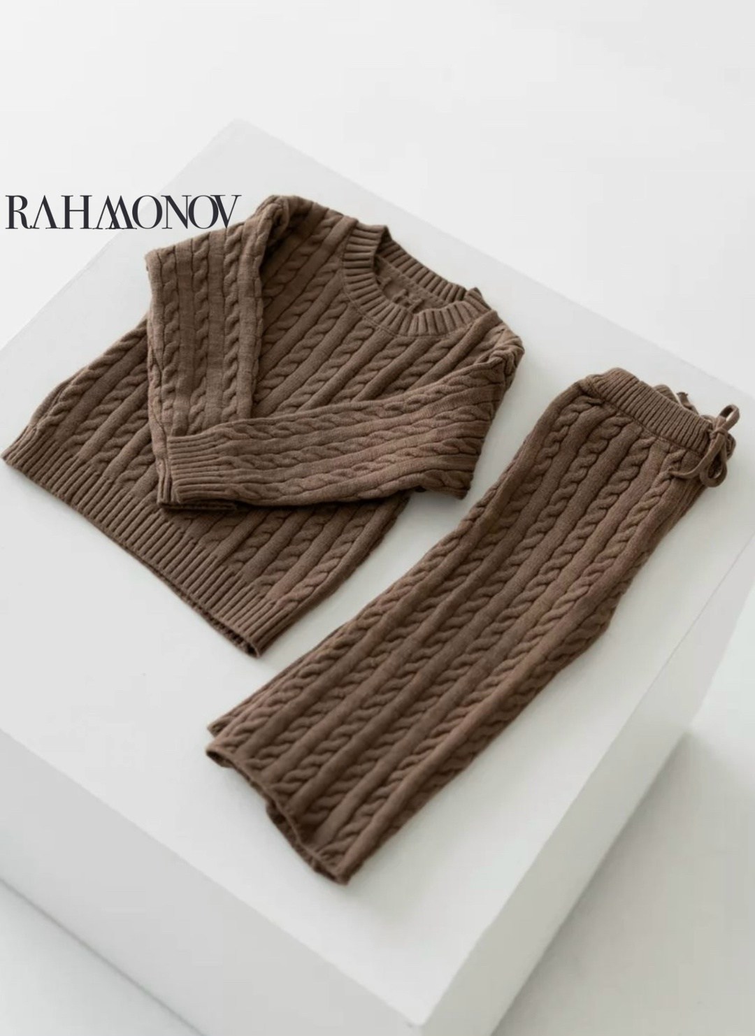 вязаные свитера,вязаные костюмы,комплект из свитера,вязаный свитер детский,теплый вязаный свитер