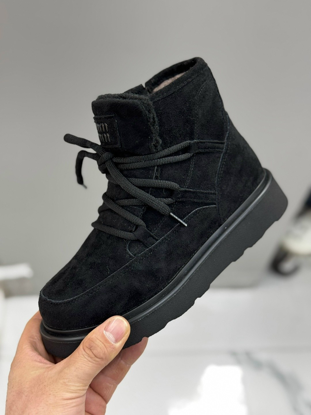 угги женские,зимняя женская ,,зимняя ,женская