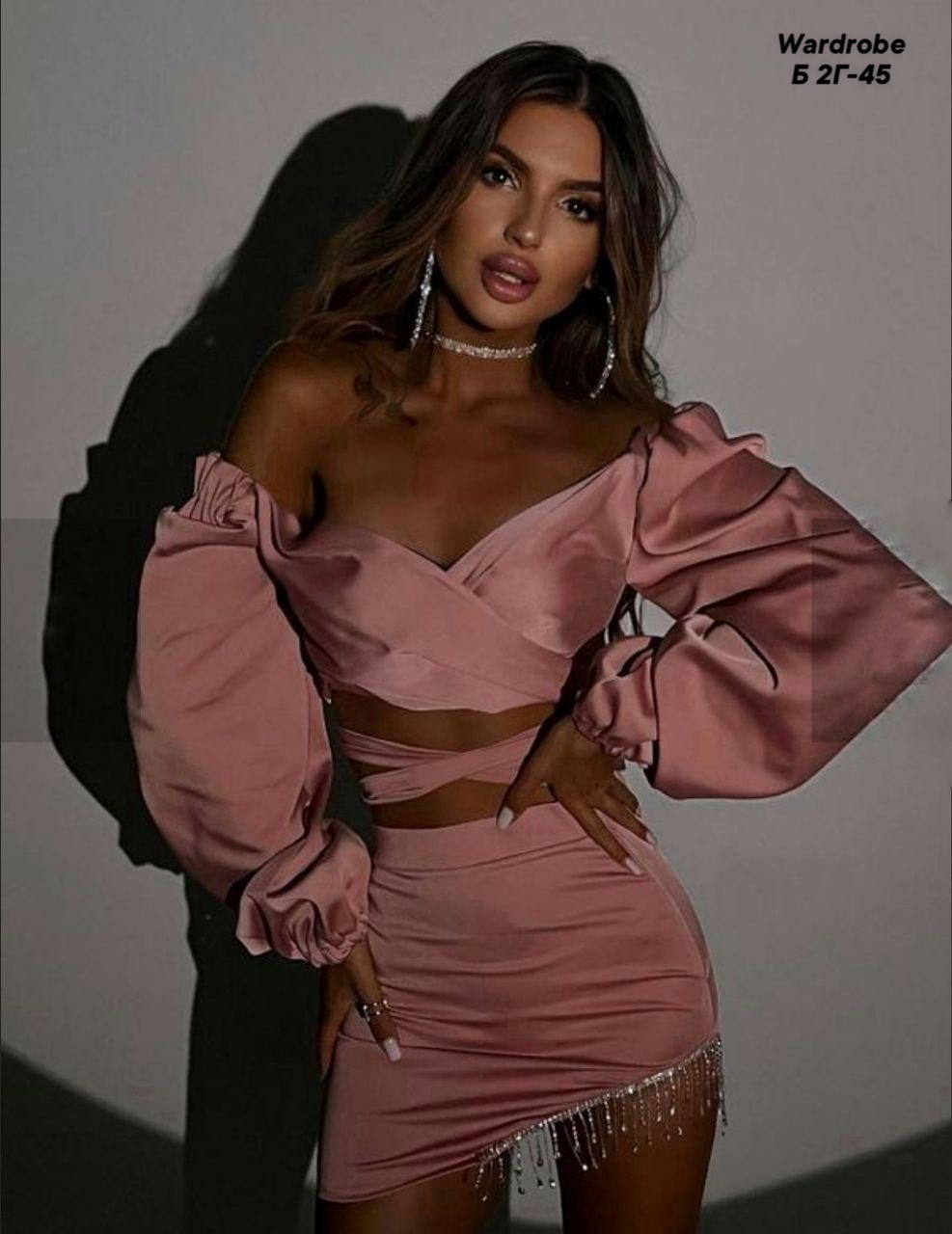 вечерний костюм с юбкой,атласное платье,шелковый костюм с юбкой,костюм юбка и топ,платье короткие