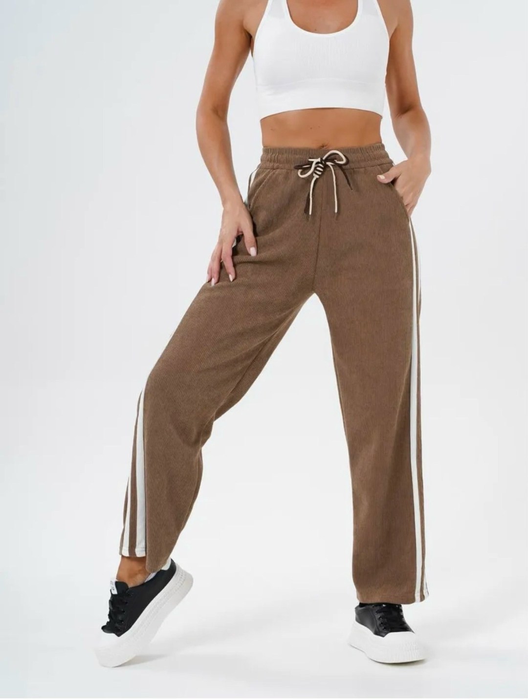 серые спортивные штаны,брюки спортивные женская,женские спортивные штаны,брюки спортивные,штаны спортивные