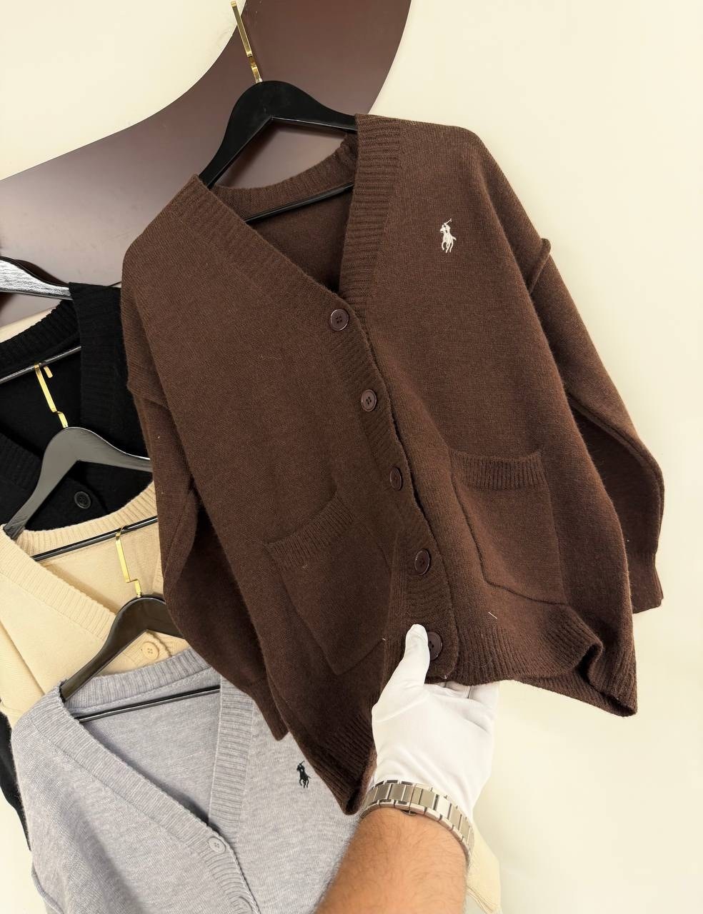 кофта кардиган,кардиган,женские кардиганы,вязаные кардиганы,кардиган с монограммой