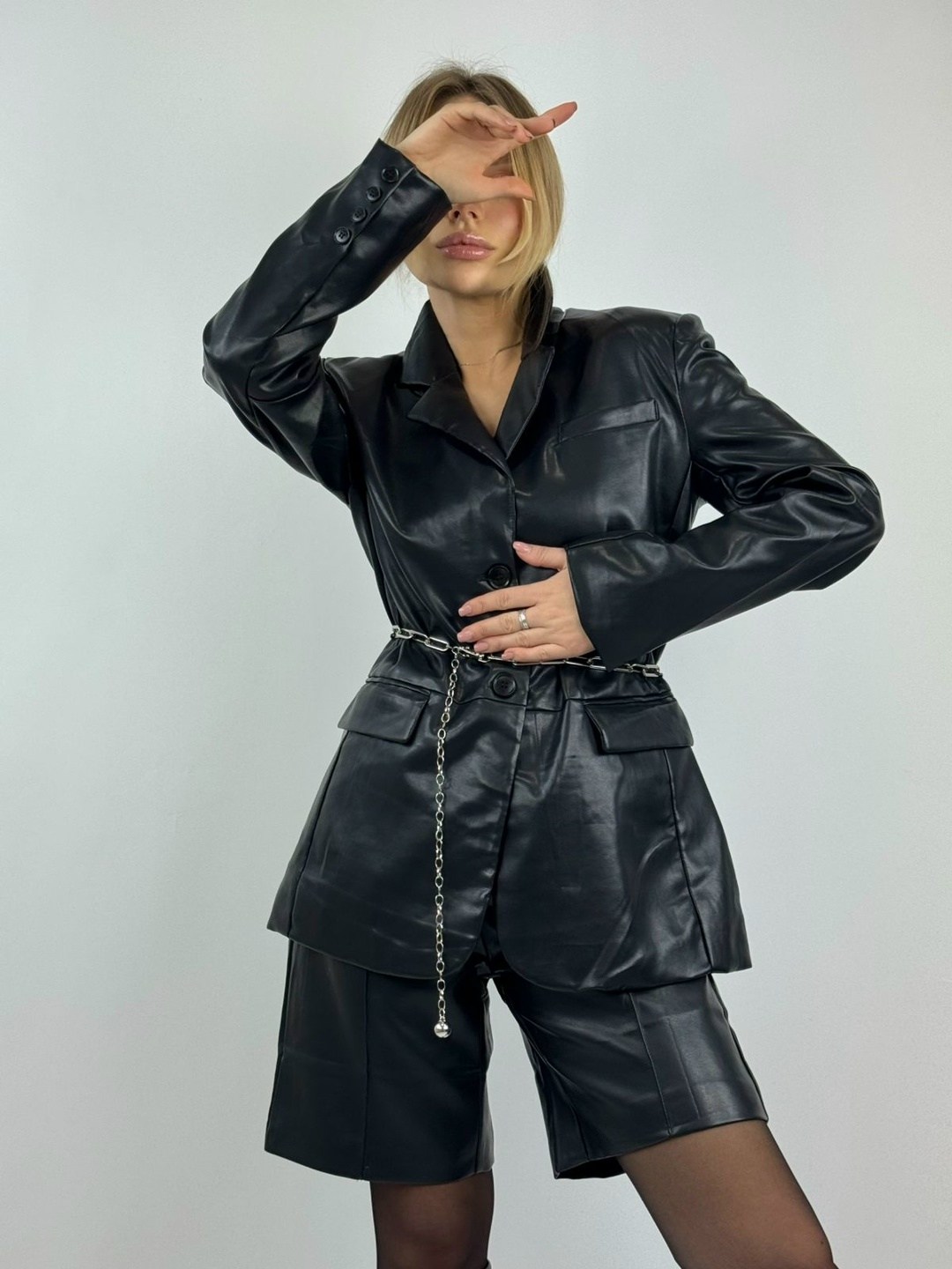 кожаная куртка,жакет из экокожи,кожаная куртка женская,кожаный пиджак