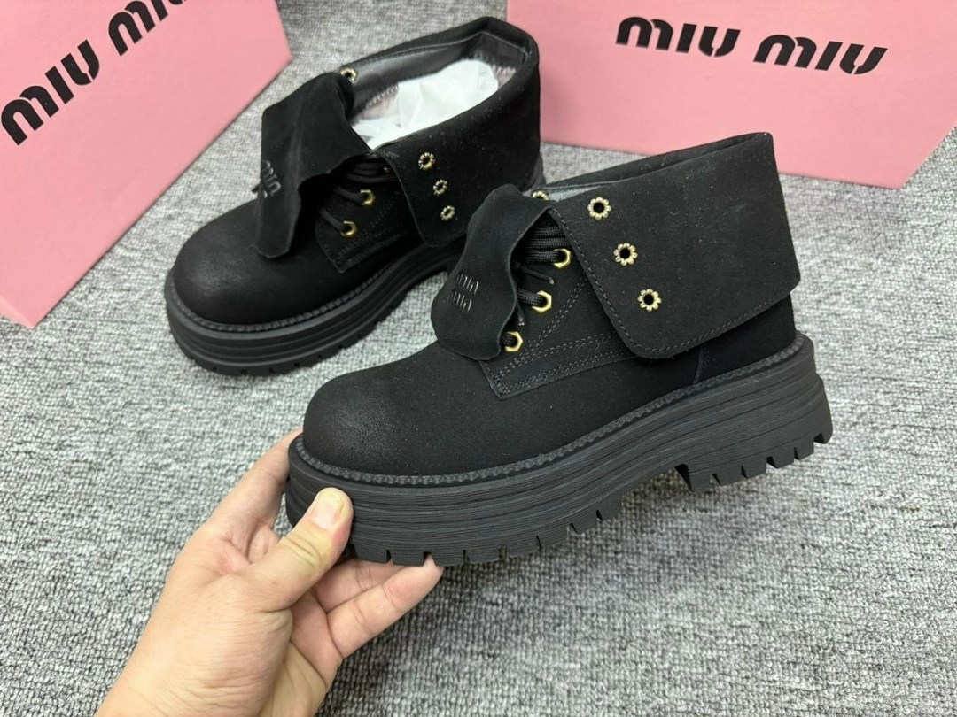 ,женские ботинки, женская ,ботинки miu miu,ботинки замша