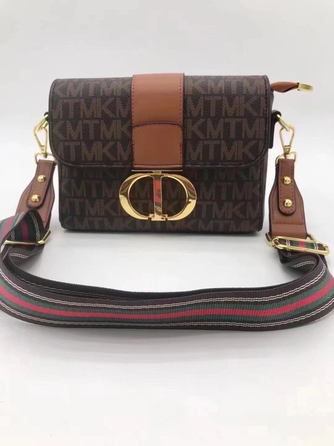 сумка гуччи,сумка женская coach,сумка gucci,сумка гуччи женская,сумка на плечо gucci