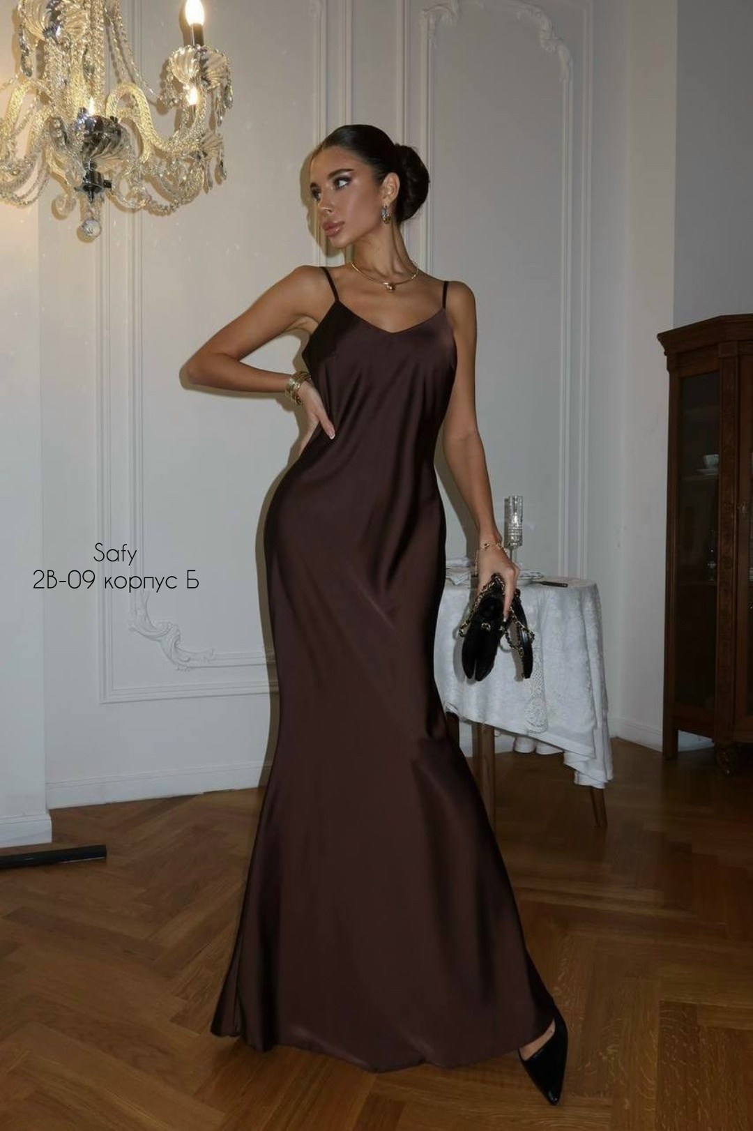 атласное платье,шелковое платье,платье,коричневое платье,атласное платье макси