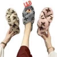 домашние тапочки,тапочки домашние женские,меховые тапки луи виттон,тапочка женские домашние,тапочки модные