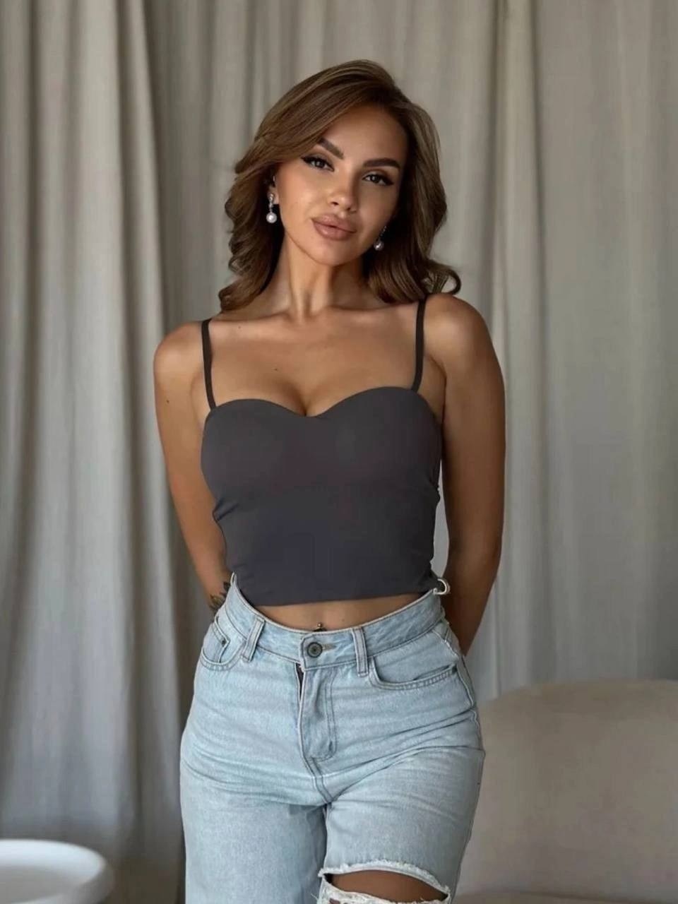 женский кроп топ,топ женский кроп топ,топ женский,женская майка,женский топ на бретелях