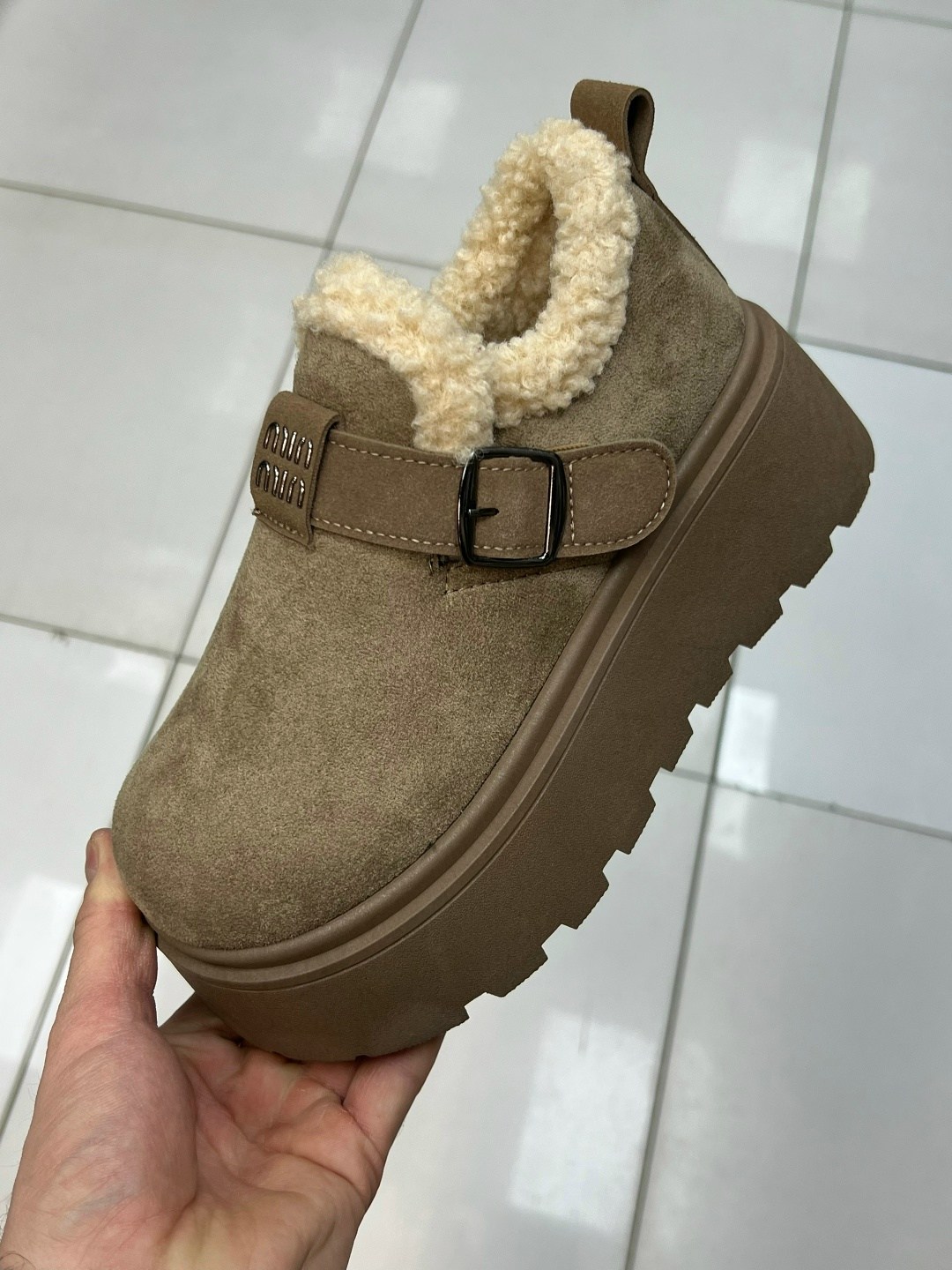 ,женские зимние ботинки на платформе с,зимняя  женская,зимняя ,женская