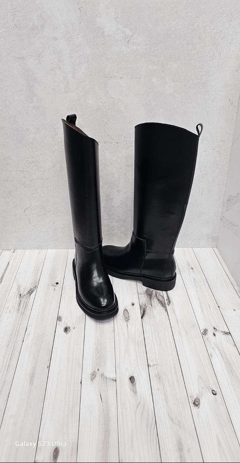 ,женские сапоги,модные сапоги,кожаные сапоги,высокие сапоги