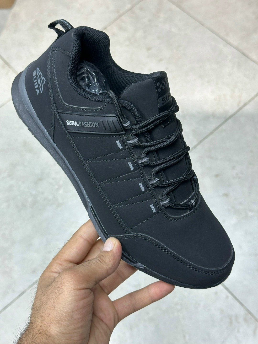 adidas мужские кроссовки,кроссовки adidas,мужские кроссовки,,зимние кроссовки adidas