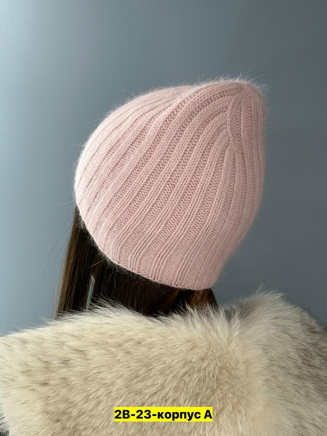 шапка для женщин,шапка женская из ангоры,шапка женская,стильная женская шапка,шапка зимняя вязаная ангор