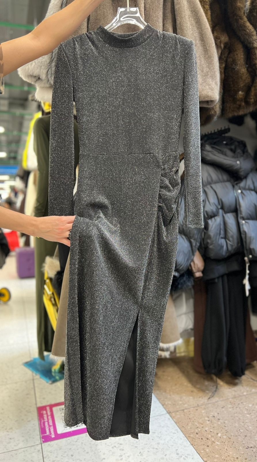 элегантные платья,элегантные облегающие платья,черное платье с люрексом,черное женское платье,элегантное вечернее платье