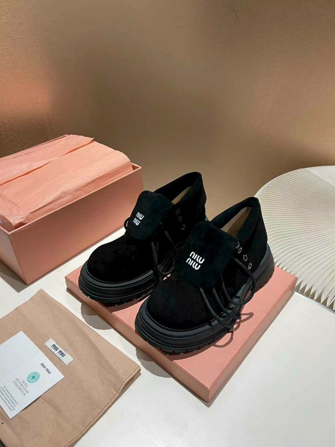 ботинки миу миу женские,ботинки miu miu,женские ботинки,,ботинки миу миу