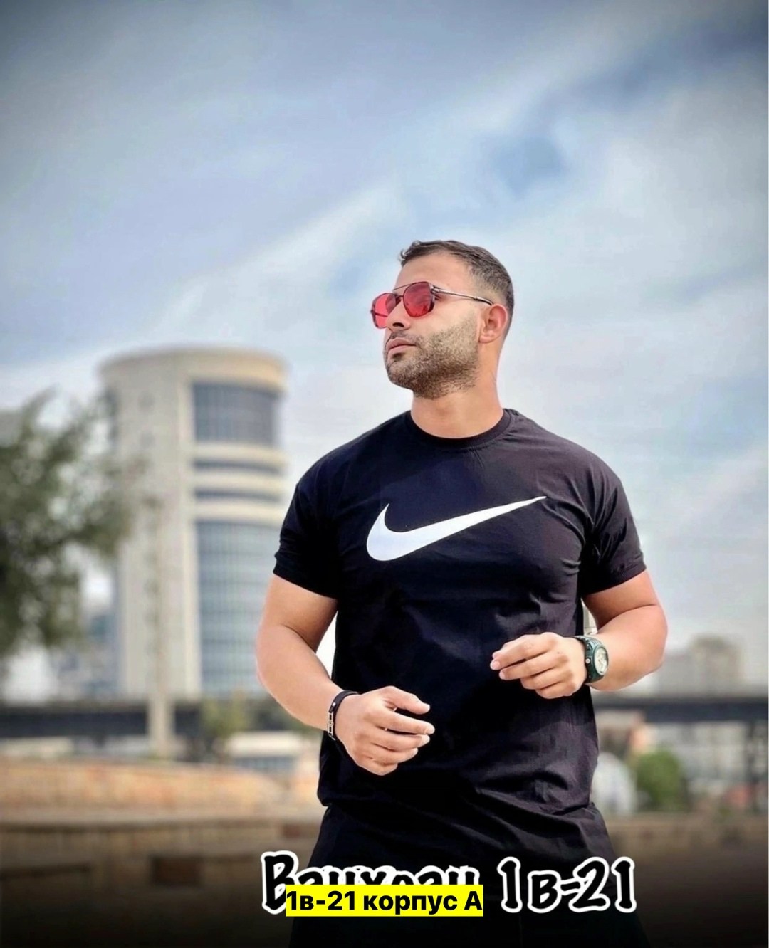 футболки мужские,мужская мода,костюмы спортивные мужские,футболки модные,светлая футболка мужская