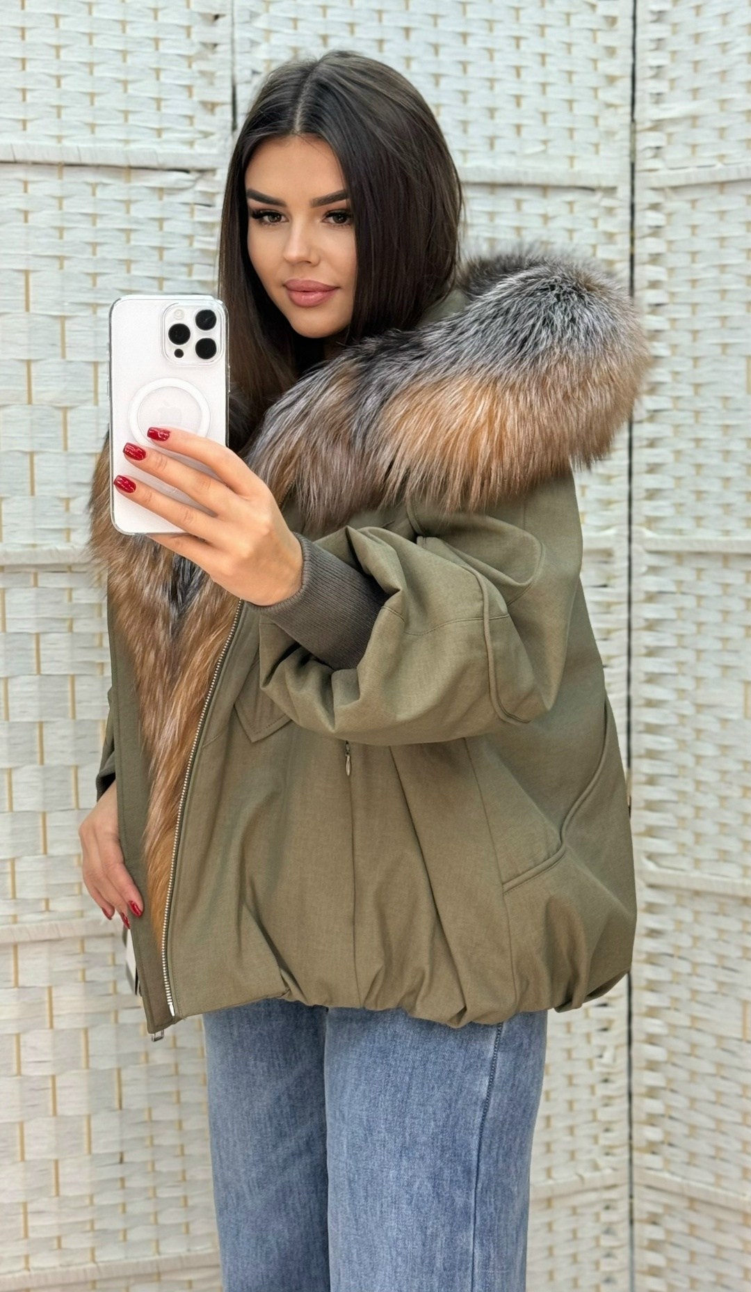 парка с мехом,парка женская с натуральным мехом,пуховики с мехом,меховая парка,стильная куртка