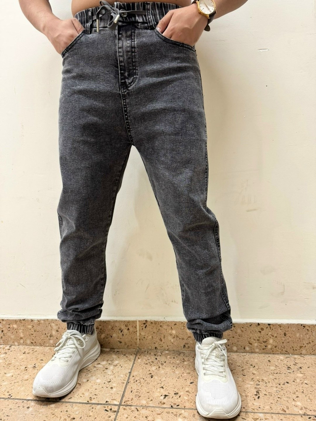 джинсы джоггеры,джинсы джоггеры на резинке,джинсы джоггеры на резинке зауженные,джинсы мужской,джинсы широкие