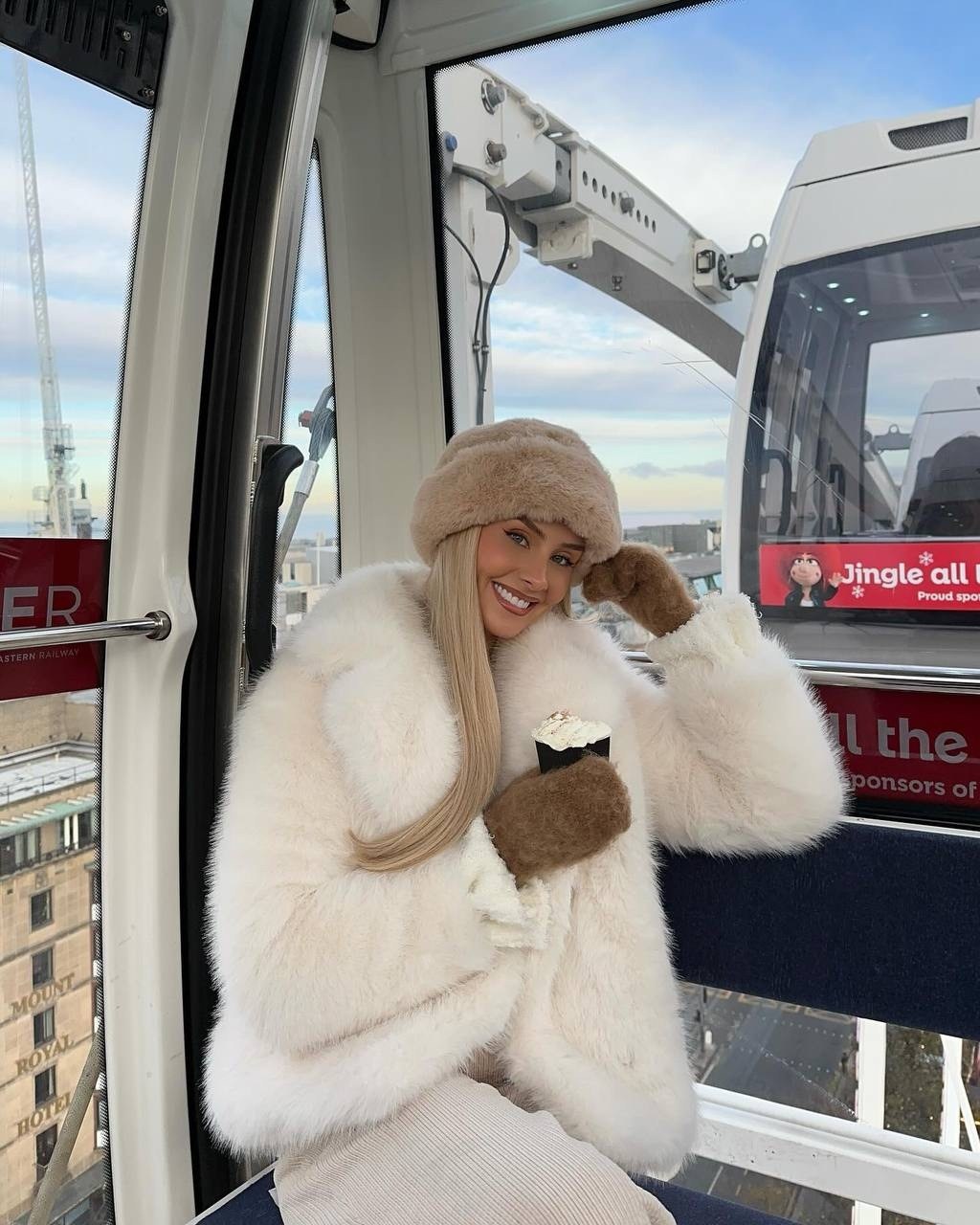 зимняя мода,девушка,мода зима,зимние наряды,зимний стиль