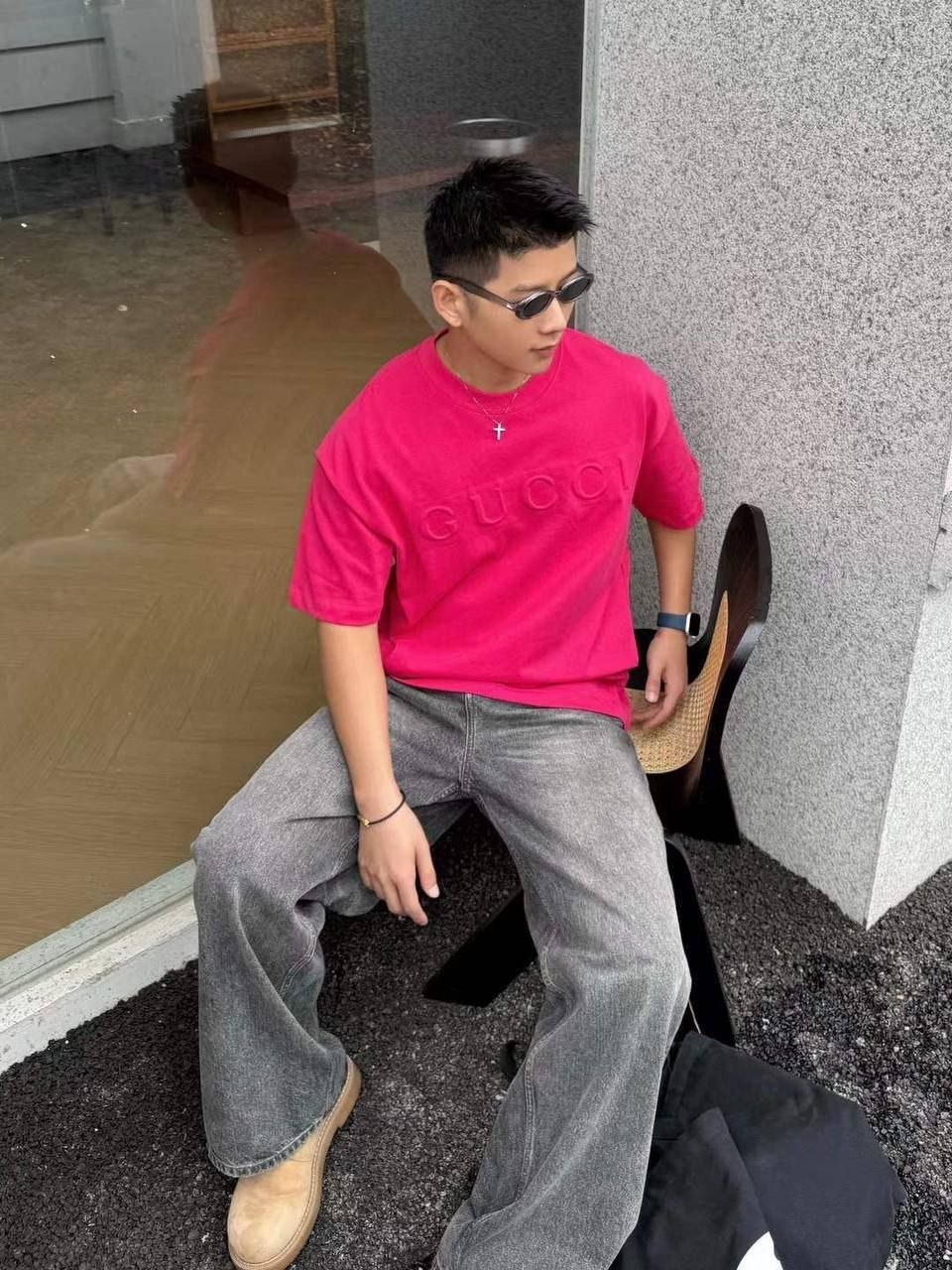 брюки оверсайз,белая оверсайз футболка,мужская футболка оверсайз,повседневные брюки,оверсайз футболка