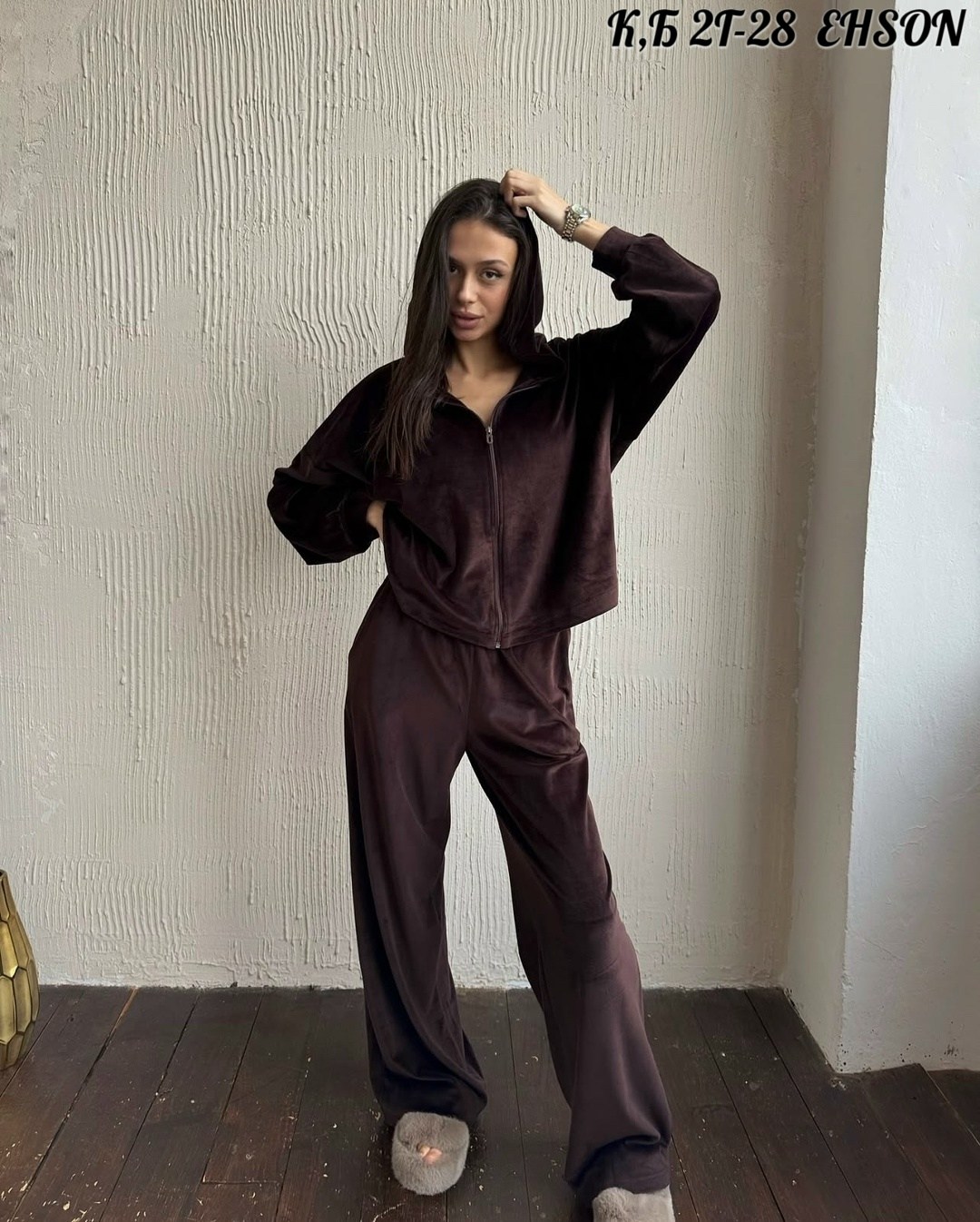 спортивные костюмы женские,cпортивный костюм велюровый,розовый костюм из велюра,велюровый спортивный костюм женски,костюм из велюра