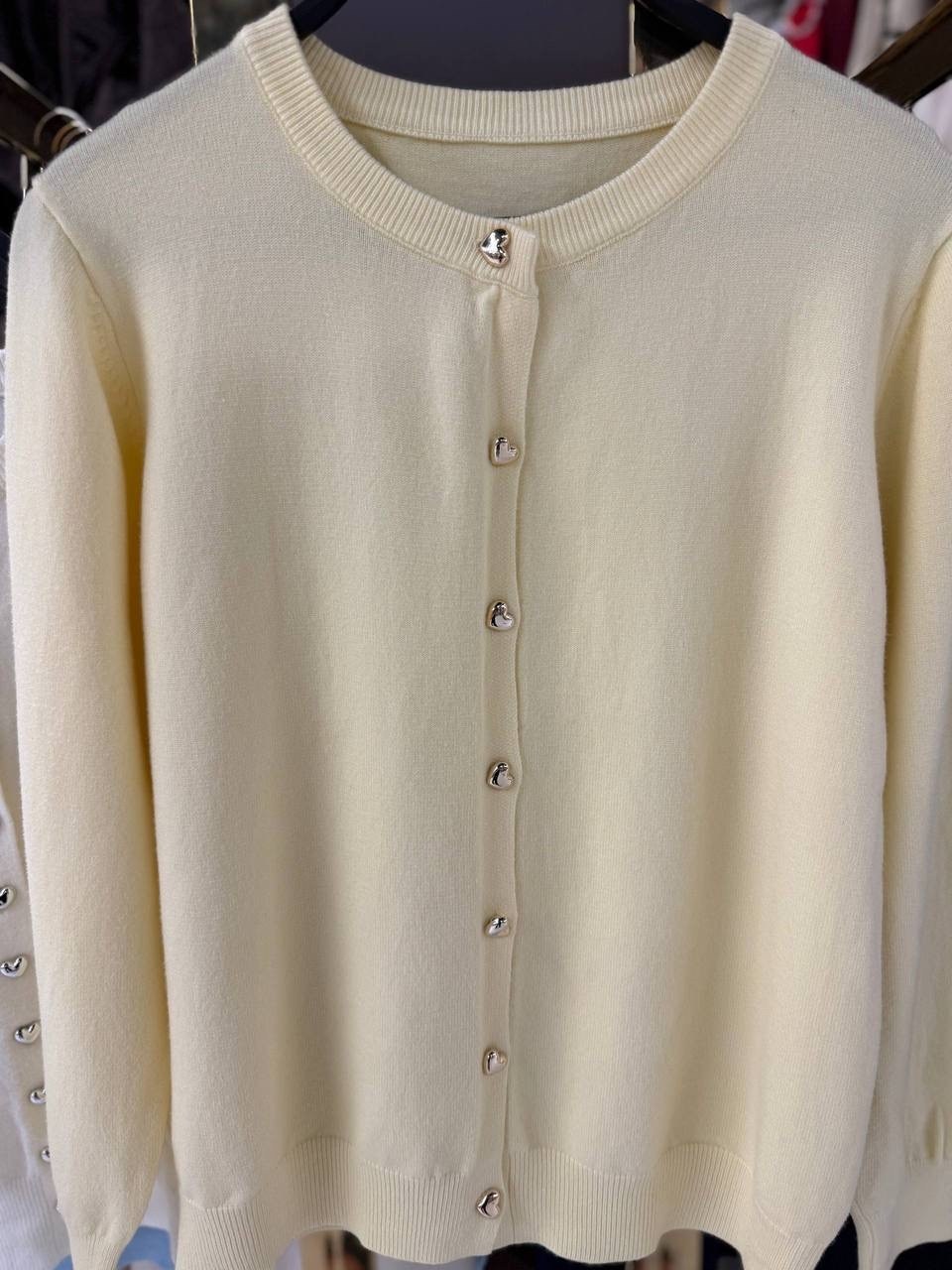 кардиган,кашемировый кардиган,кардиган женский,кардиган с круглым вырезом,женский вязаный кардиган с длинными рукавами