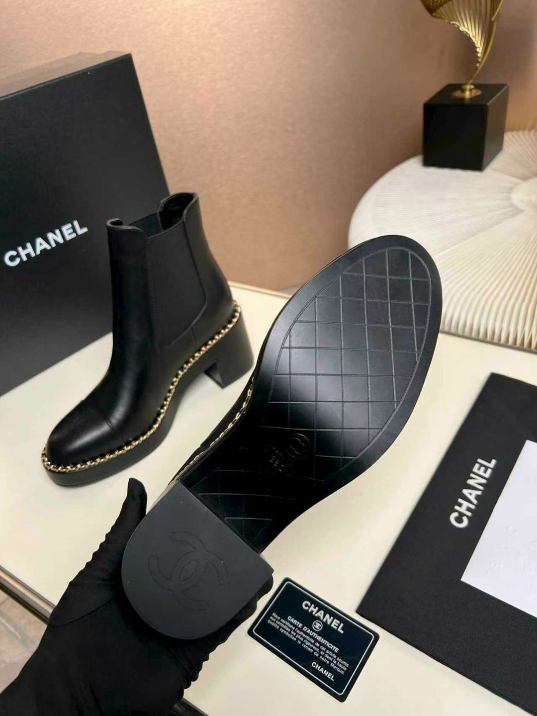 ,ботинки chanel,ботильоны chanel,сапоги chanel,шанель  женская