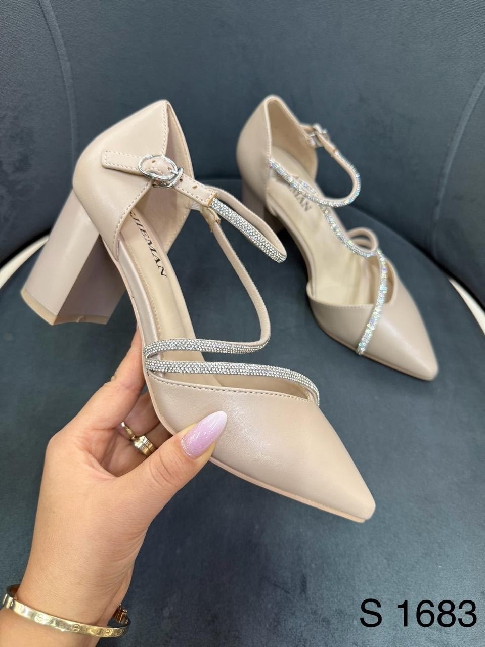 женский туфли,туфли с ремешками,туфли женские на каблуках,туфли ,туфли лодочка