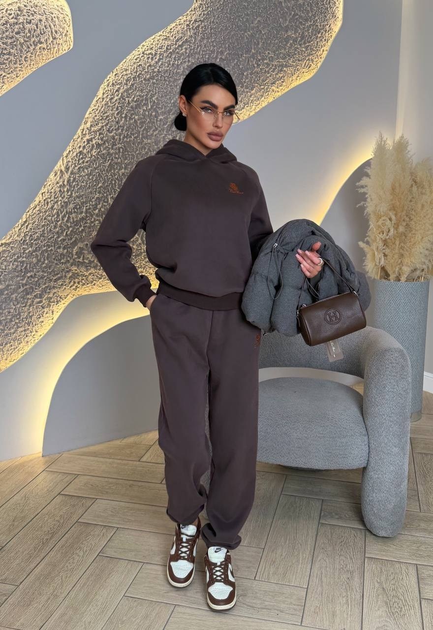 теплый костюм на флисе,стильные костюмы,теплый костюм,спортивные костюмы на флисе,cпортивный костюм женский теплый