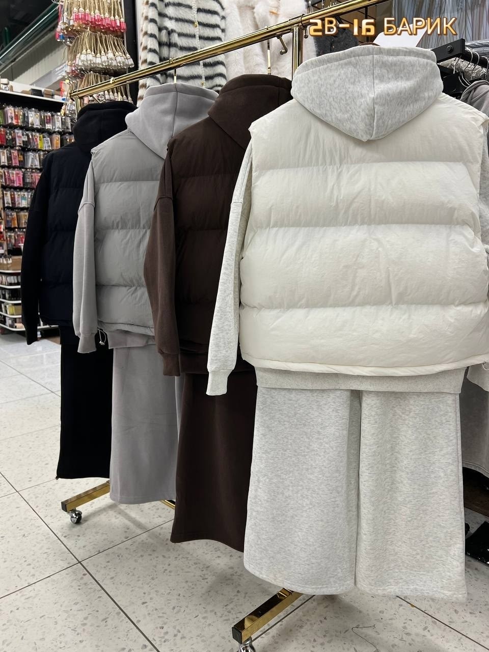 костюм тройка женский,костюм на флисе,спортивный костюм тройка женский,жилетка костюм,женский костюм на флисе