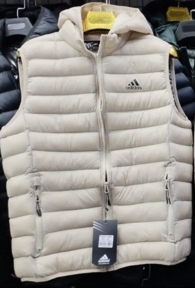 мужские жилеты adidas,жилетка adidas,жилет утепленный adidas,жилет adidas,жилет