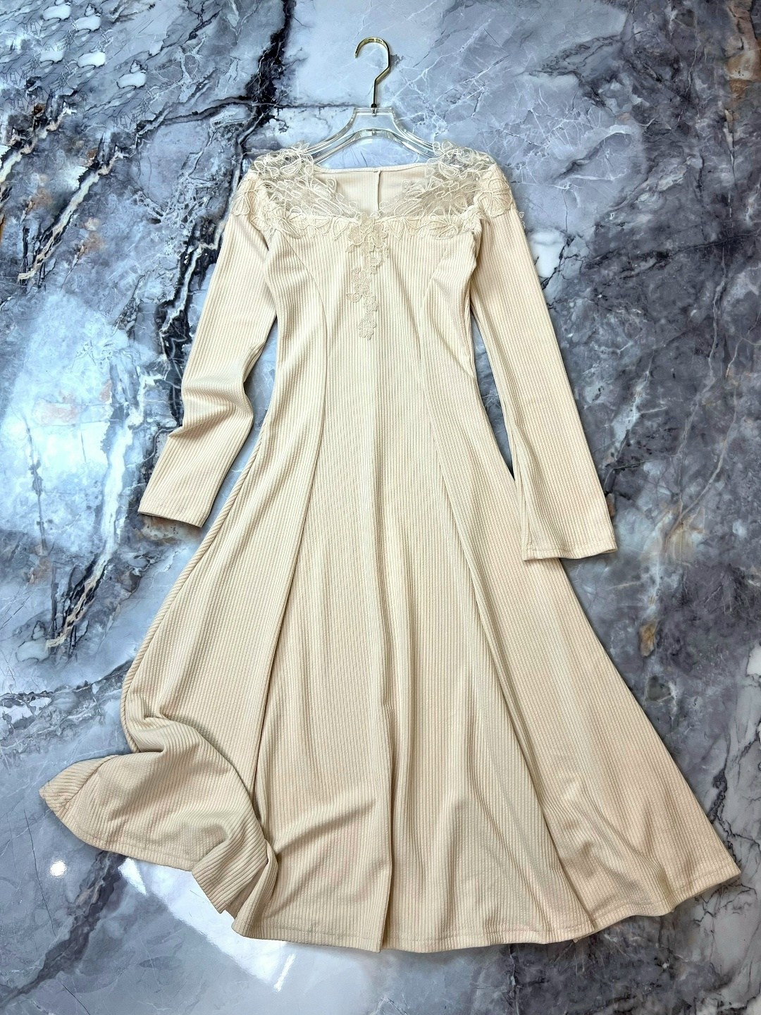 женское длинное платье,женское платье с длинными рукавами,элегантное женское платье,вязаные платья,стильное платье