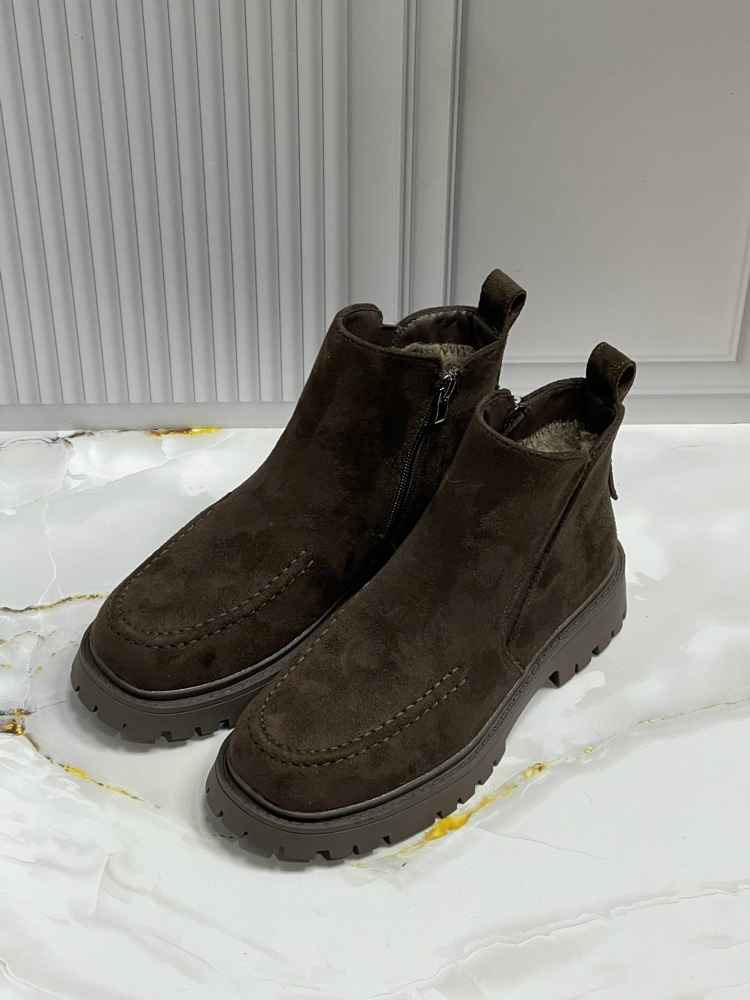 ,замшевые ботинки,ботинки женские,ботинки челси,обуви