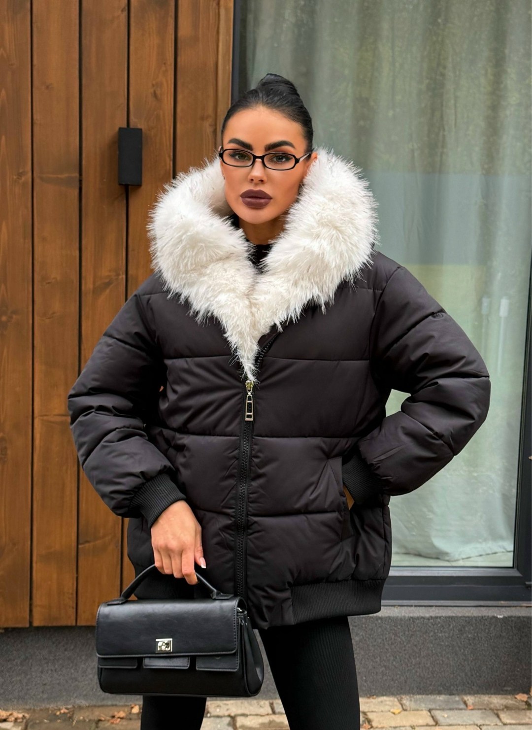 женская зимняя куртка,куртка зимняя,куртка женская,куртка зимняя женская черная с белым мехом,куртки зима