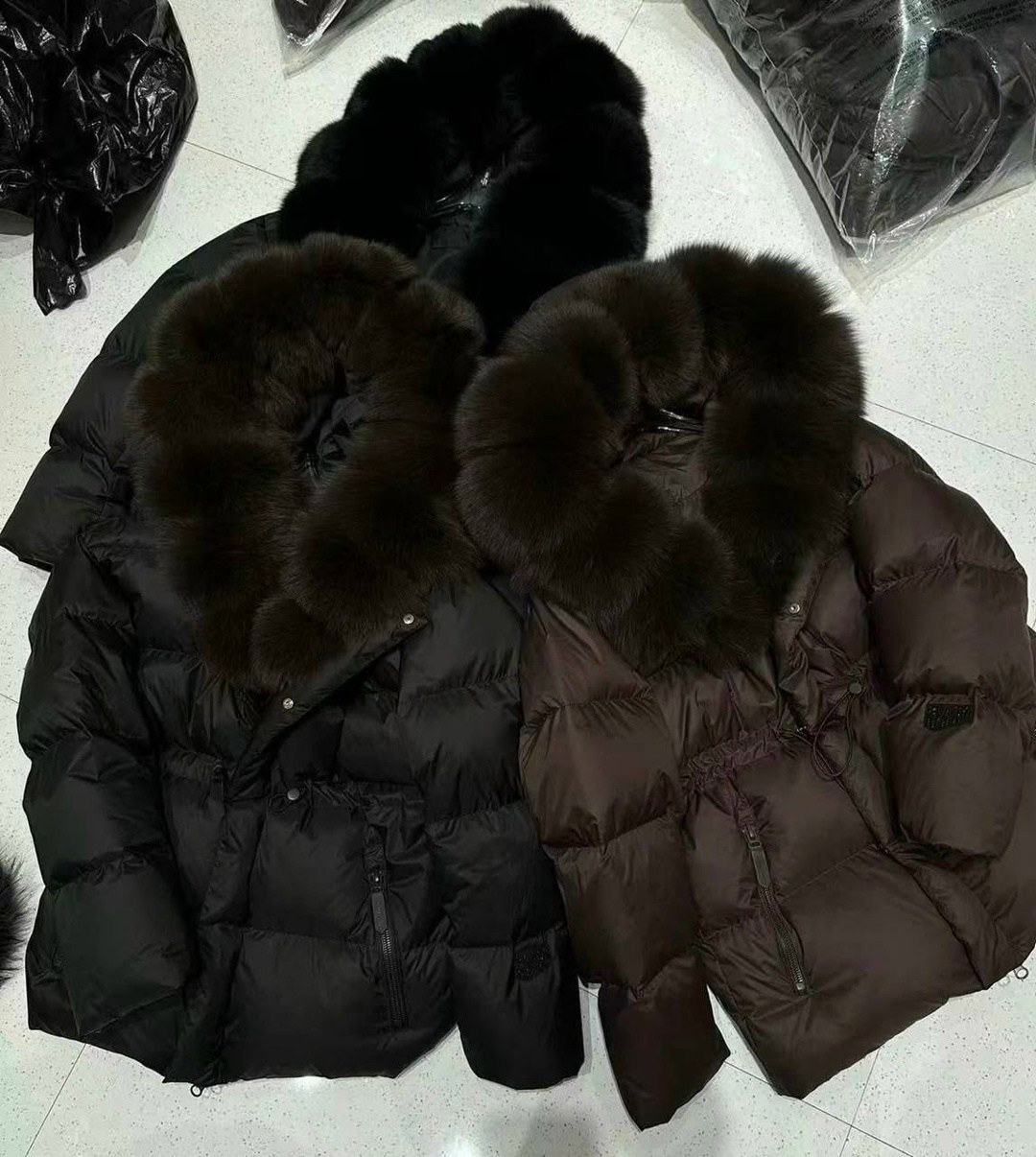 пуховики с натуральным мехом,пуховики с мехом,пуховик женский с натуральным мехом,стильные пуховики,зимняя куртка с натуральным мехом
