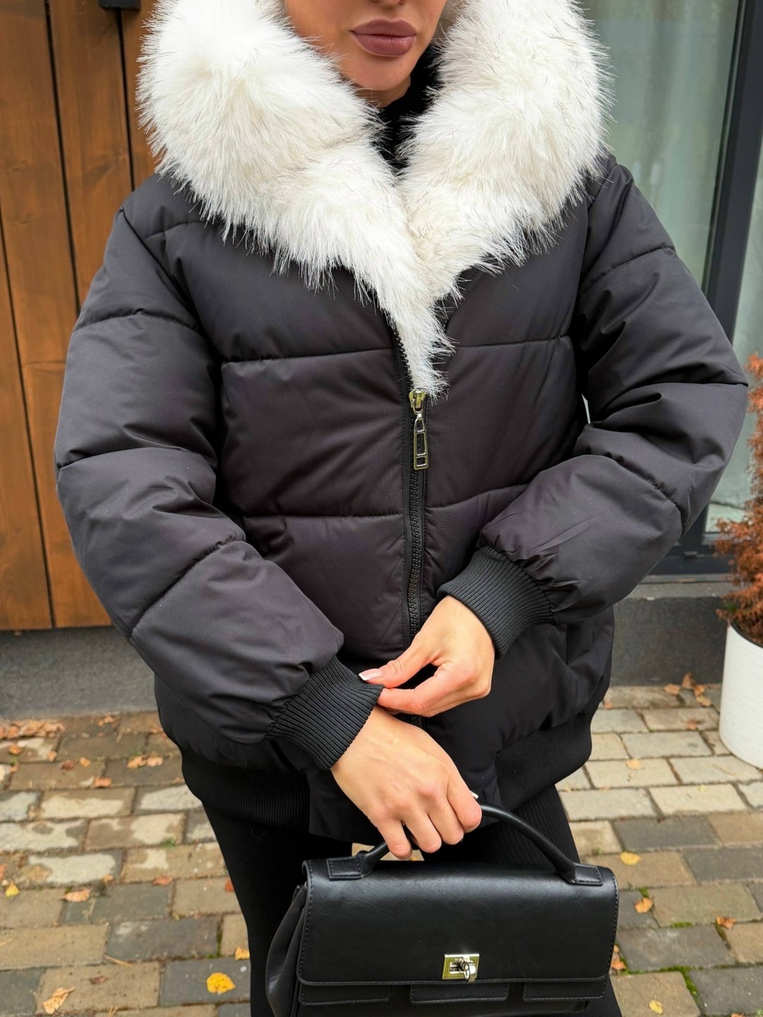 женская зимняя куртка,куртка зимняя,куртка женская,куртка зимняя женская черная с белым мехом,куртки зима