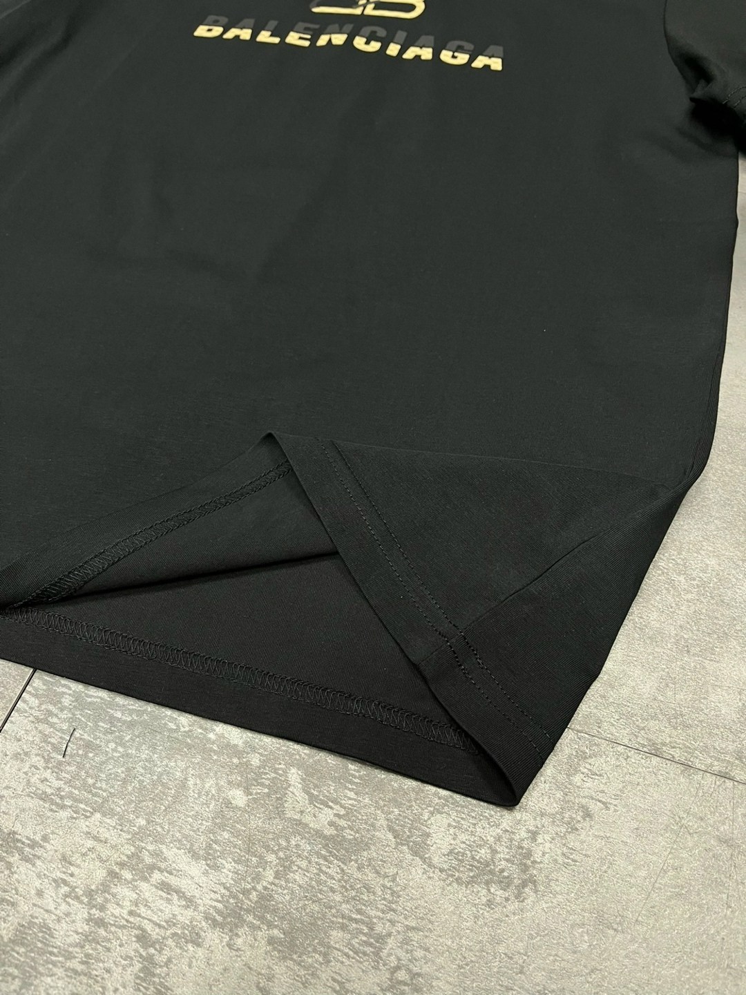 футболка,футболка balenciaga,футболки мужские оверсайз,мужская футболка