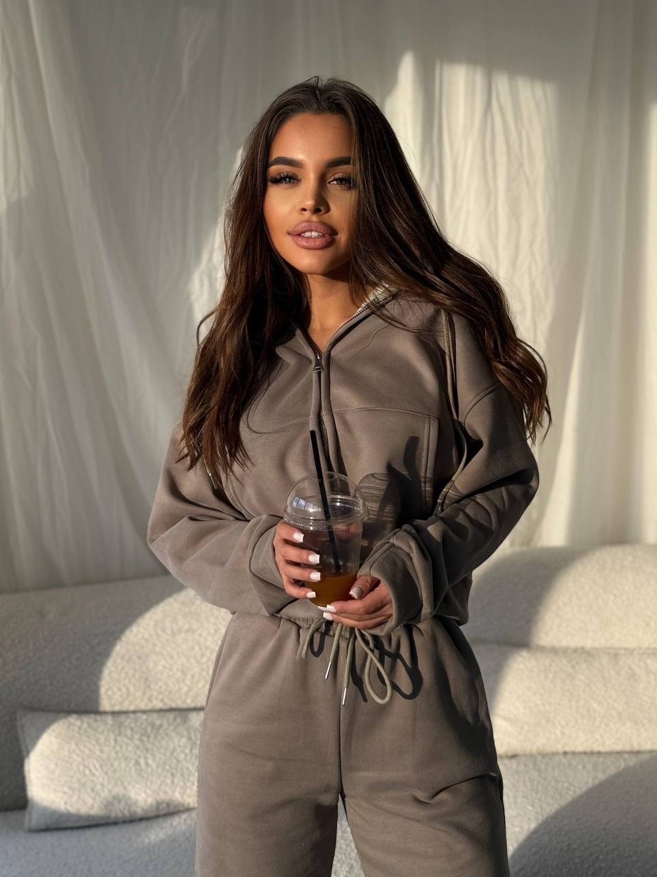 костюмы брючный,спортивные костюм,костюмы женские спортивные,костюм стильный,женские костюмы