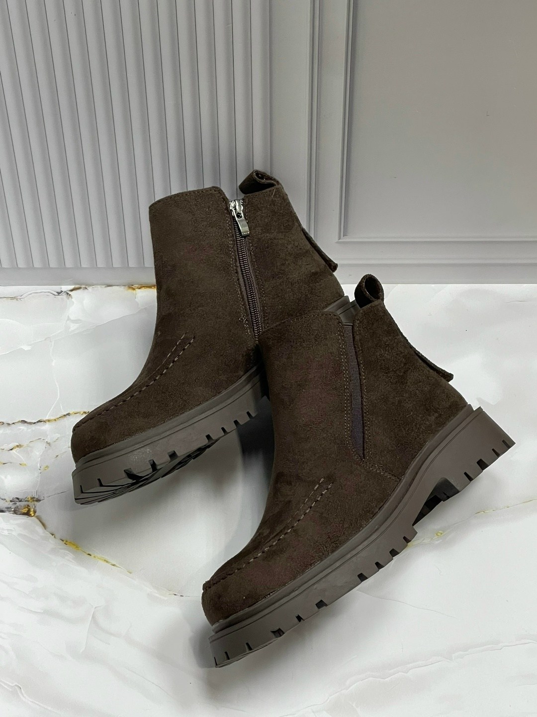 ,замшевые ботинки,ботинки женские,ботинки челси,обуви