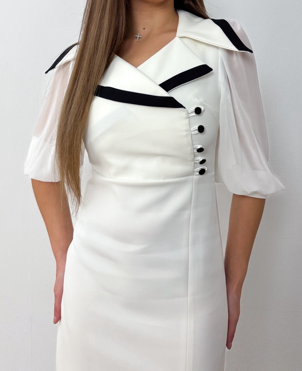 платье креп,платье футляр,нарядное платье,приталенное платье,платье стильное