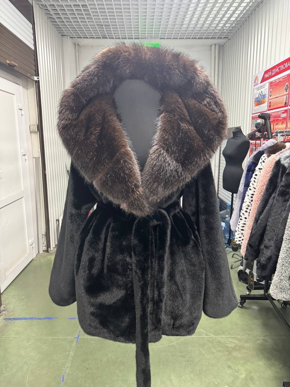 шуба норковая с капюшоном,норковая шуба,шуба с капюшоном,шубы женские,шуба с воротником